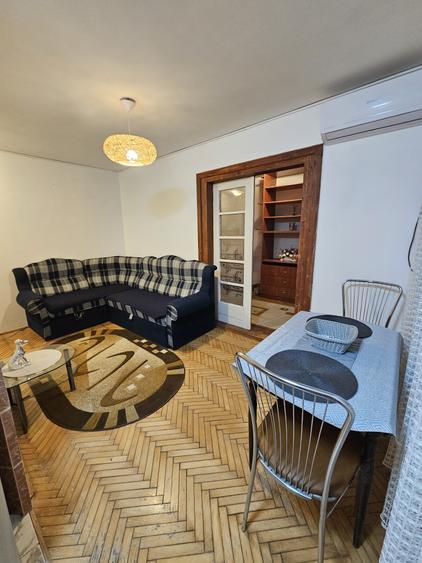Apartament cu 2 camere semidecomandat în Șagului