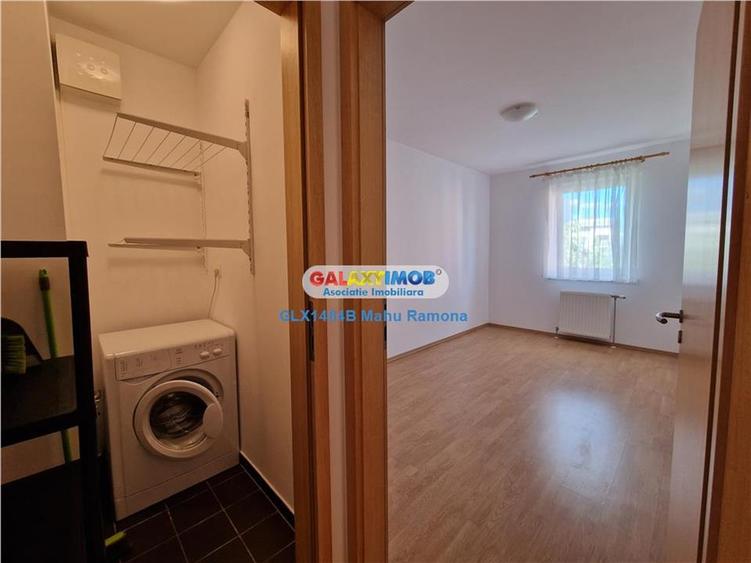 Apartament cu 3 camere decomandat în Sud-Vest