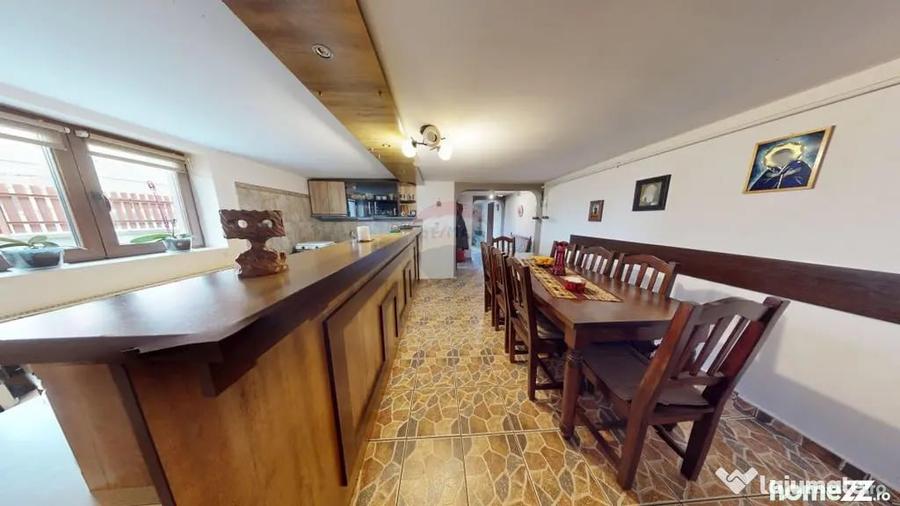 Casă cu 4 camere cu Teren 475 Mp în Valea Aurie