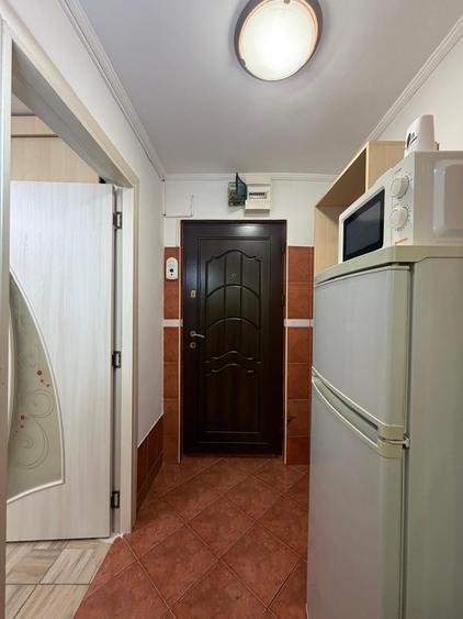 Apartament cu 2 camere semidecomandat în Lacul Tei