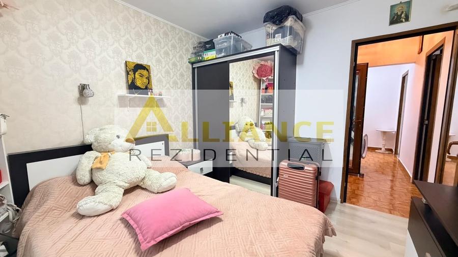APARTAMENT 3 CAMERE DECOMANDAT | 66,49 MP | CENTRALA PROPRIE | 2 LOCUR - 12