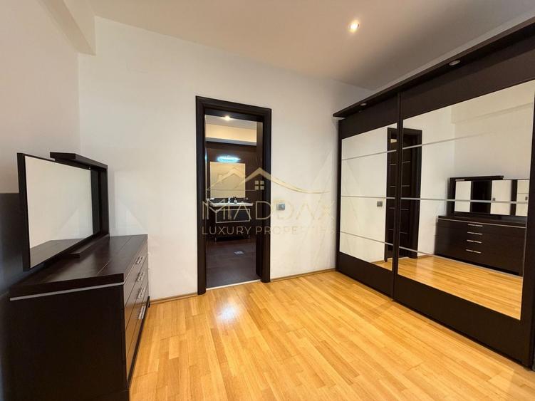 Apartament cu 3 camere decomandat, mobilat în Herăstrău