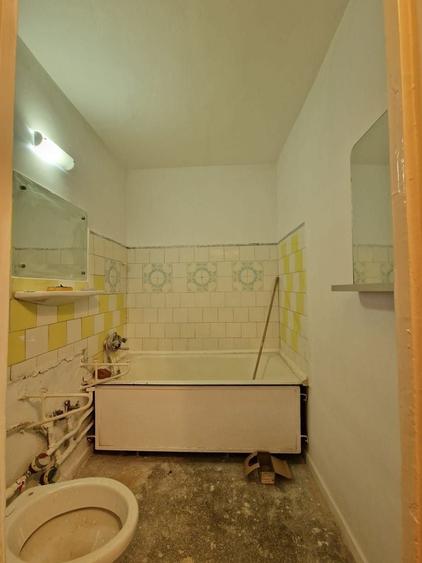 Apartament cu 2 camere semidecomandat în Giurgiului