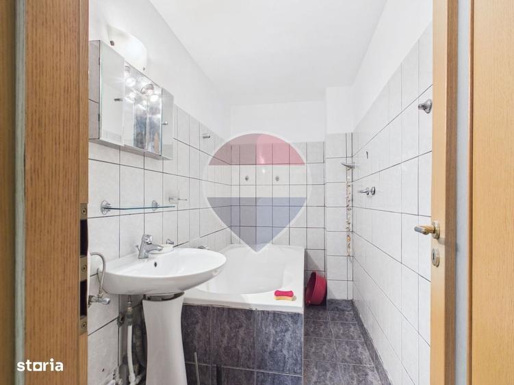 Apartament cu 3 camere spatios de inchiriat in zona 13 Septembrie - 7
