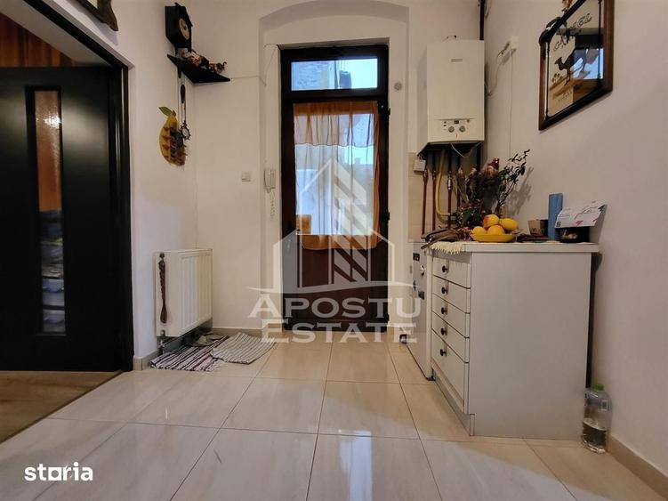 Apartament cu 2 camere decomandat în Iosefin