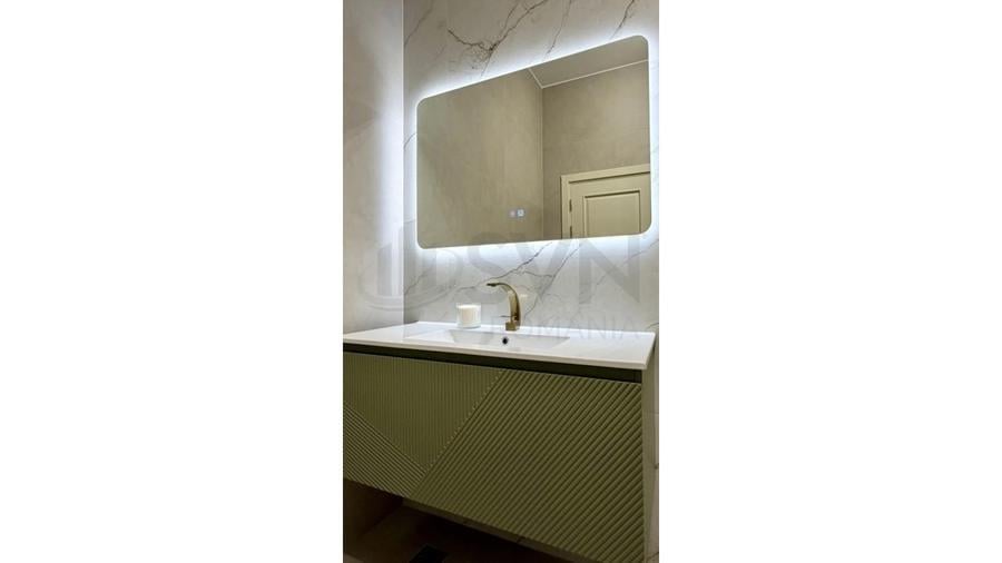 Apartament cu 4 camere decomandat în Dacia