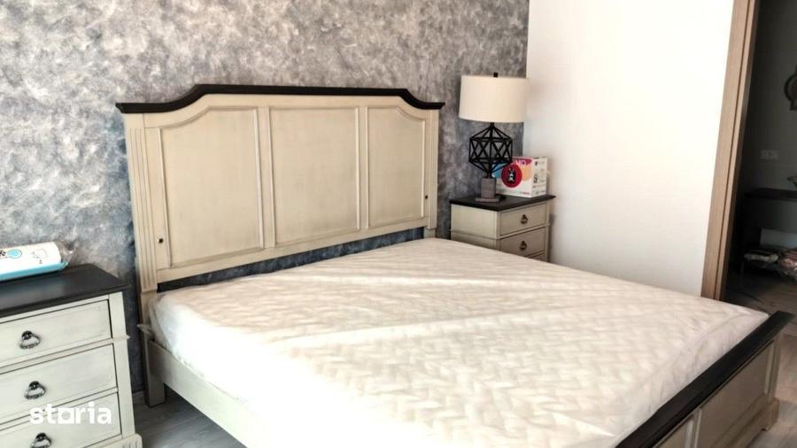 Apartament cu 3 camere decomandat, mobilat în Centrul Civic