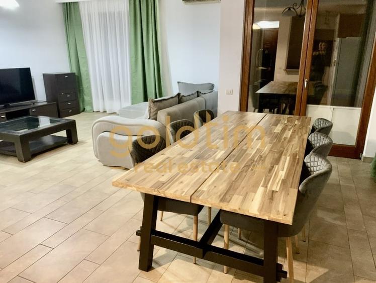 Duplex cu 5 camere cu Canalizare în Pipera