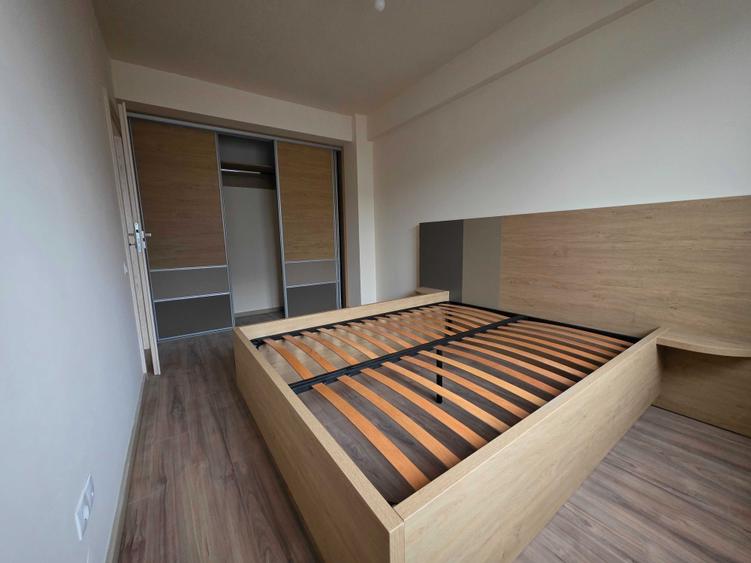 Apartament cu 2 camere nedecomandat în Între Lacuri