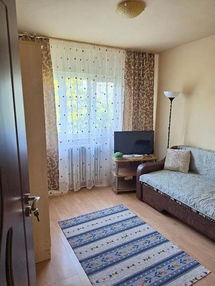 Apartament cu 2 camere decomandat în Decebal
