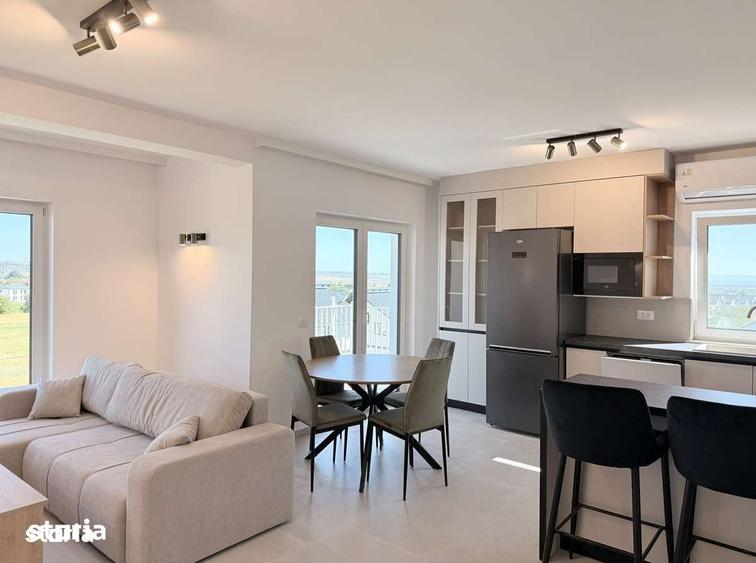 Apartament cu 3 camere în Ipotești