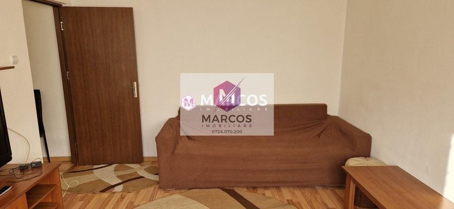 Apartament cu 2 camere nedecomandat, mobilat în Micro II