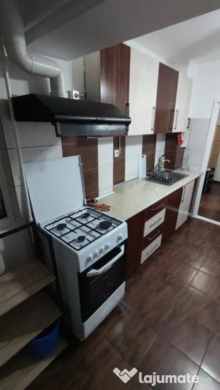 Garsonieră decomandată în Buzaului