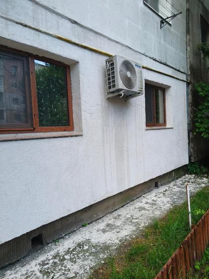 Apartament cu 3 camere decomandat în Metalurgie