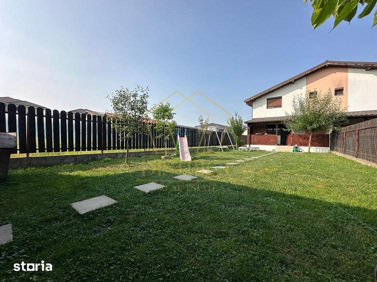 Casă cu 4 camere cu Teren 330 Mp în Sud