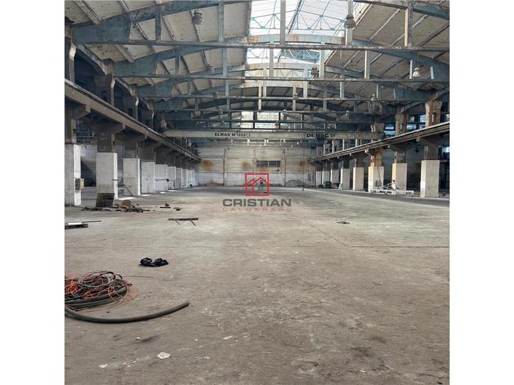 Spațiu comercial, de 17,500 mp, în Central