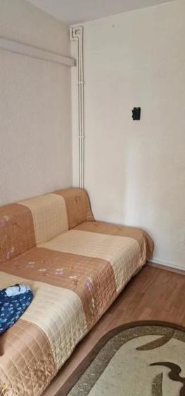 Apartament cu 3 camere decomandat în Inel II