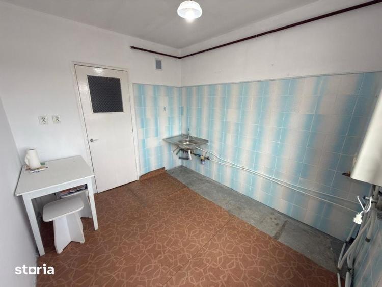 Apartament cu 2 camere decomandat în Cantacuzino