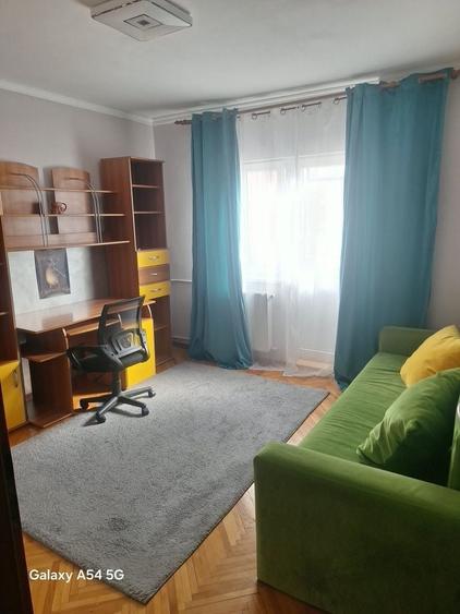 Apartament cu 2 camere decomandat în Nufărul