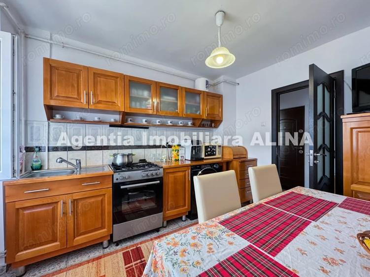 Apartament cu 2 camere decomandat în Decebal