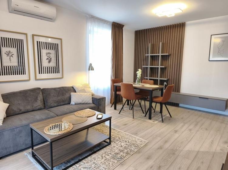 Apartament cu 2 camere decomandat, mobilat în Băneasa