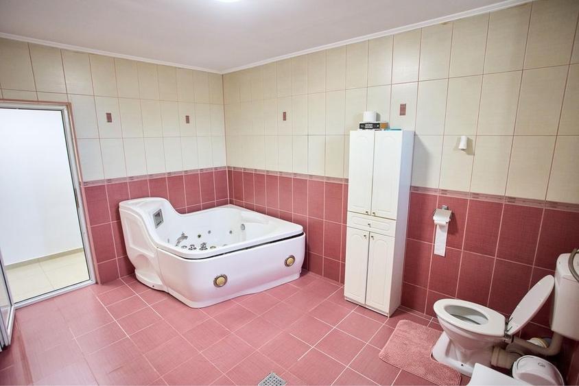 Casă cu 4 camere cu Teren 250 Mp în Cățelu