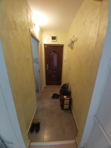 Apartament cu 2 camere semidecomandat în Exterior Vest