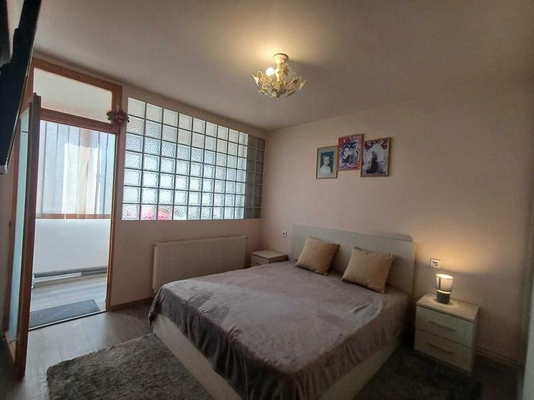 Apartament de vanzare - 4