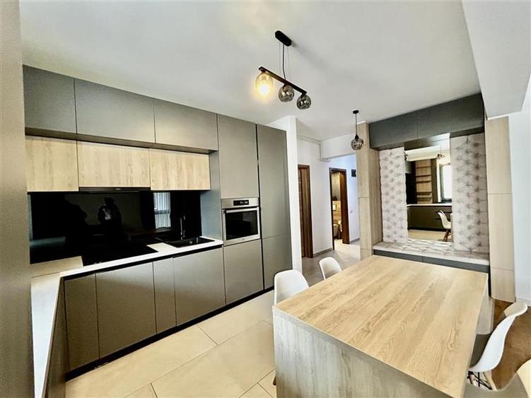 Apartament Premium de inchiriat Cosmopolit Racadau Brasov - 4