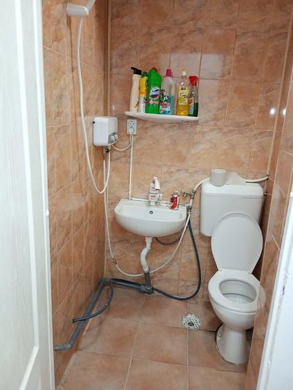 Garsonieră decomandată în Central