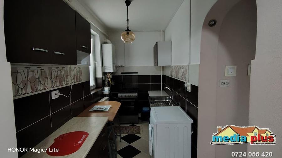 Apartament cu 2 camere de închiriat în zona Port – 330 euro/lună - 6