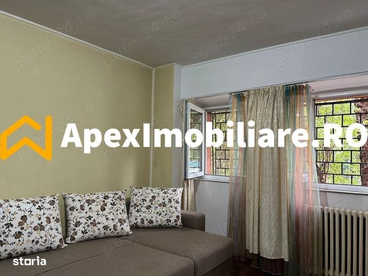 Garsonieră decomandată în Unirii