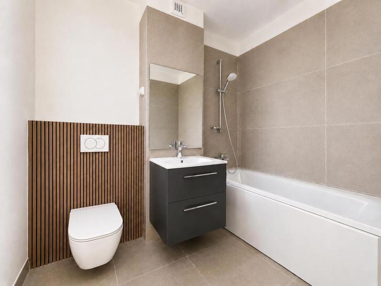 Apartament cu 3 camere decomandat în Ultracentral