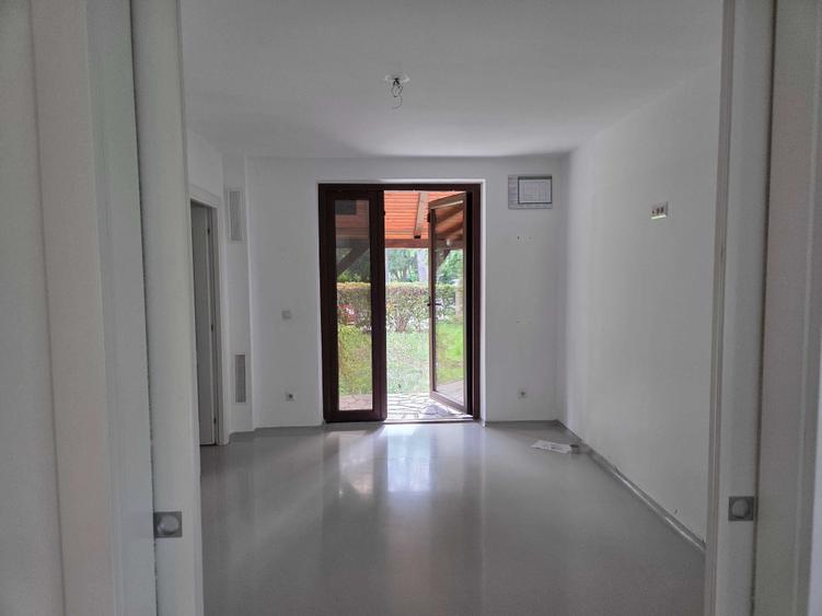 Apartament cu 2 camere semidecomandat în Exterior Vest