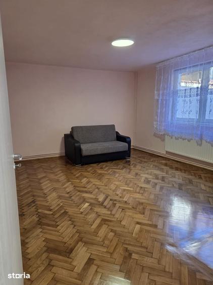 Casă cu 3 camere cu Teren 210 Mp în Țiglari