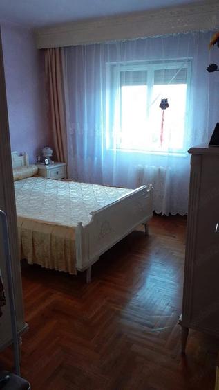 Apartament cu 2 camere decomandat în Ampoi 3