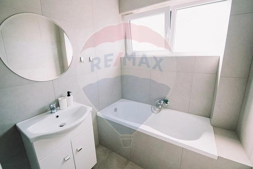 Apartament cu 2 camere decomandat în Podgoria