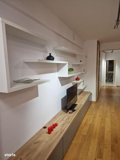 Apartament cu 3 camere în Bună Ziua