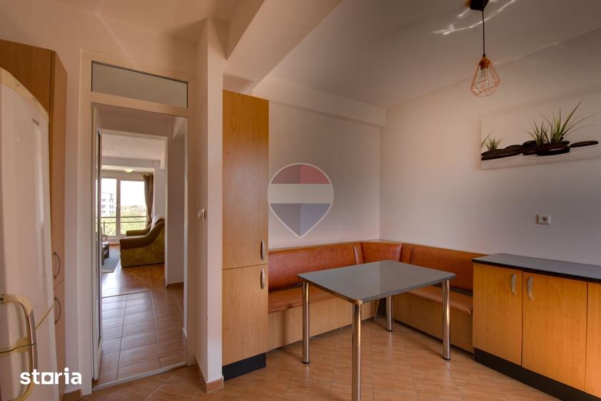 Apartament cu 4 camere decomandat în Aradului