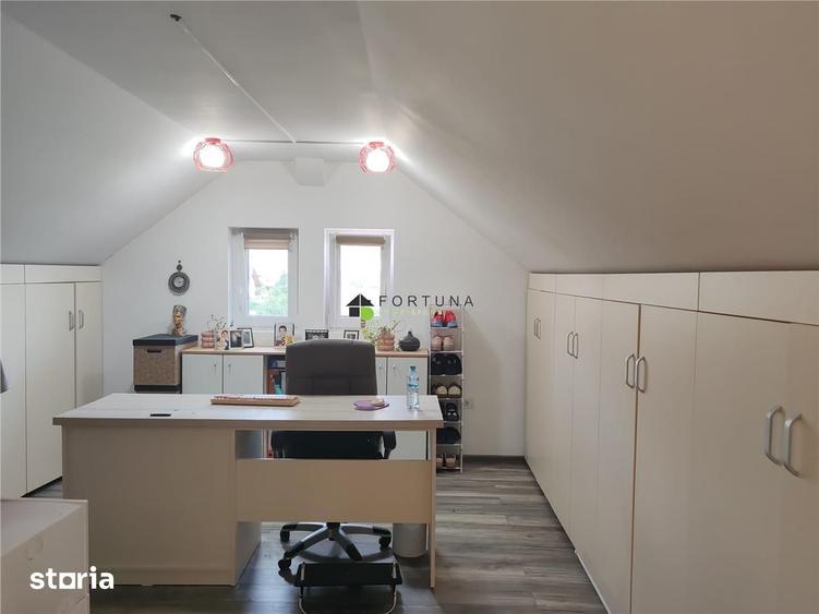 Casă cu 4 camere cu Teren 215 Mp în Central