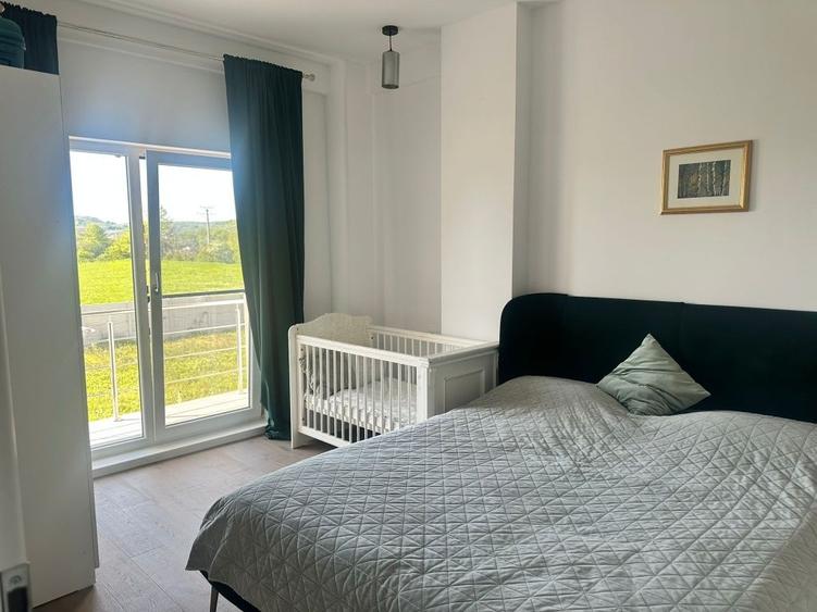 Apartament cu 3 camere decomandat în Viforâta