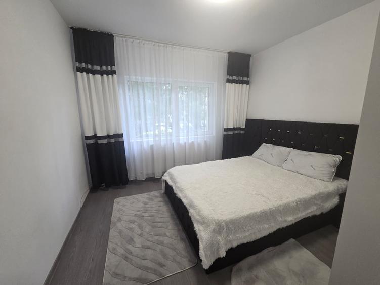 Apartament cu 3 camere în Mircea cel Bătrân