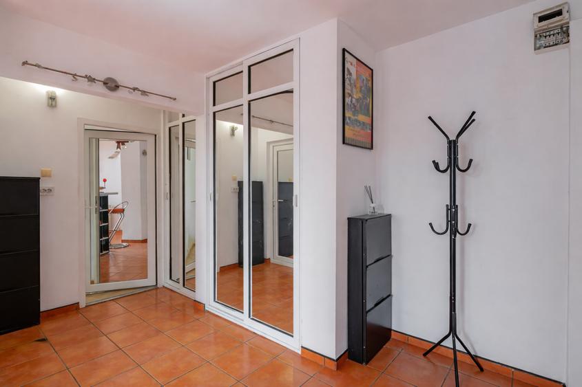 Apartament cu 2 camere decomandat, mobilat în Nord-Est