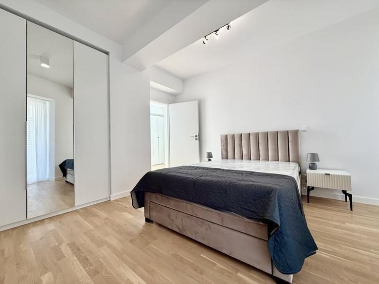 Apartament cu 3 camere decomandat, mobilat în Dămăroaia