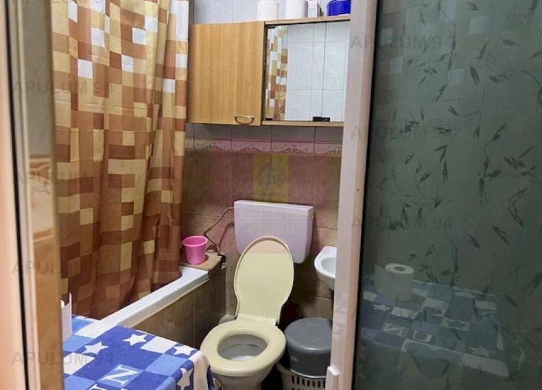 Apartament cu 2 camere semidecomandat în Universitate