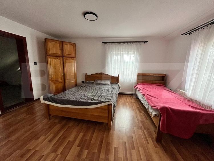 Casă individuală cu 4 camere cu Canalizare în Exterior Vest