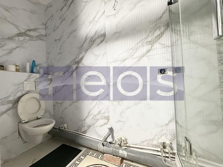 Apartament cu 4 camere semidecomandat în Universitate