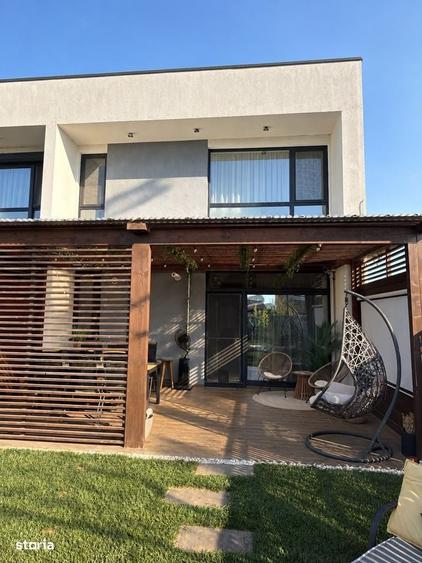 Casă cu 4 camere cu Teren 250 Mp în Săcălaz