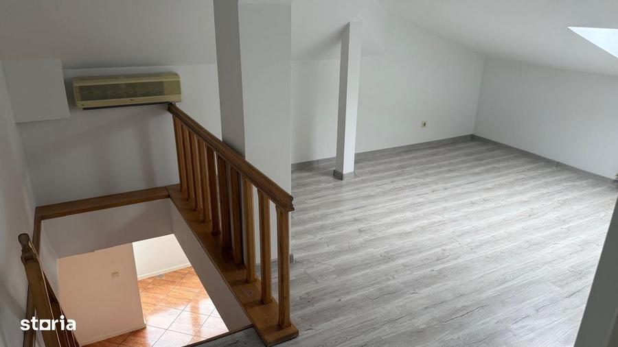 Apartament cu 4 camere decomandat în Obcini