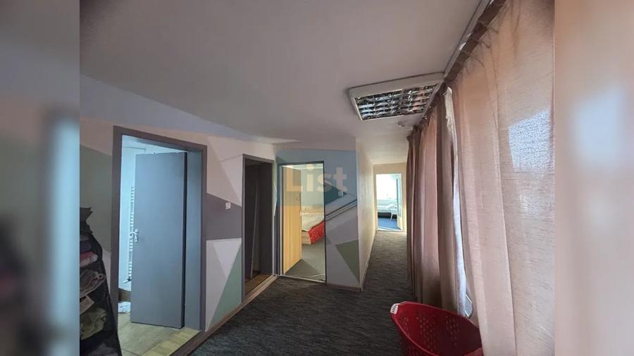 Apartament cu 3 camere semidecomandat în Mărăști